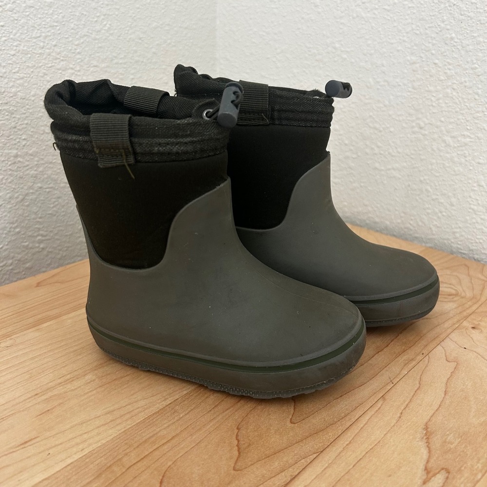 Cat & Jack Toddler Size 7 Olive Green Black Waterproof Rain Boots with Toggles